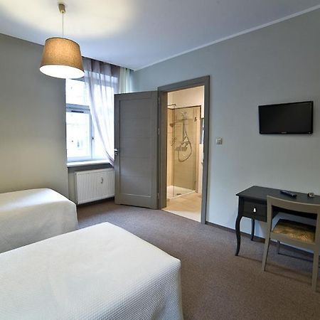 Avalis Apartamenty พอซนาน ภายนอก รูปภาพ